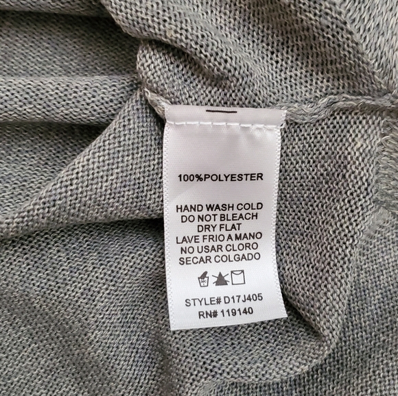 🆕🎁Brooklynn's Cardigan in Smoke Green - Picture 4 of 4